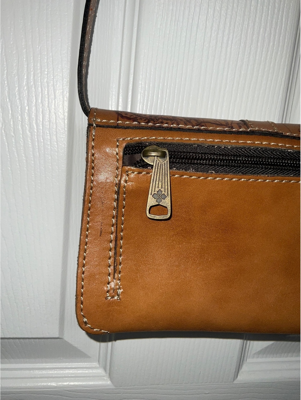 Patricia Nash Italian Leather Crossbody Bag with Map Design - Picture 8 of 9